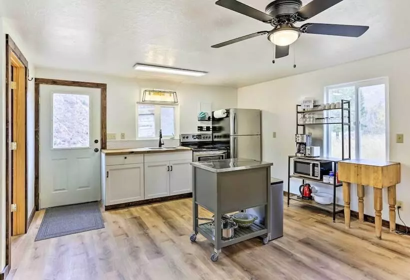 Lowman Outdoor Retreat: Walk To Hot Springs!