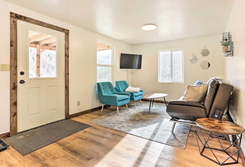 Lowman Outdoor Retreat: Walk To Hot Springs!