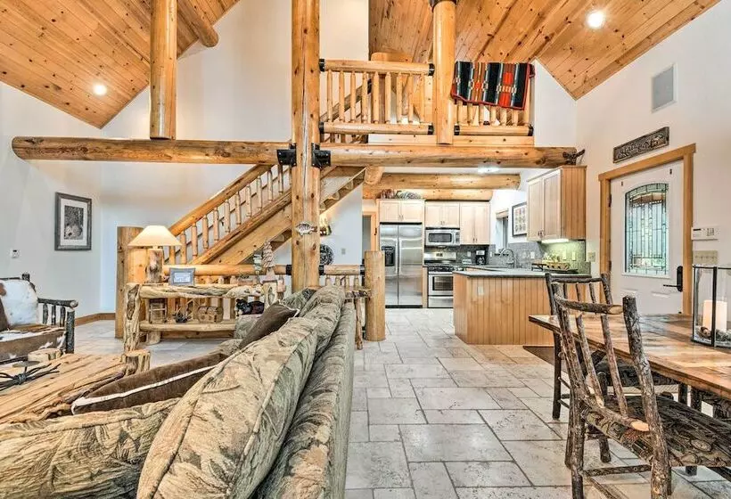 2 Mi To Dtwn: Arnold Cabin W/ Fire Pit & Deck!