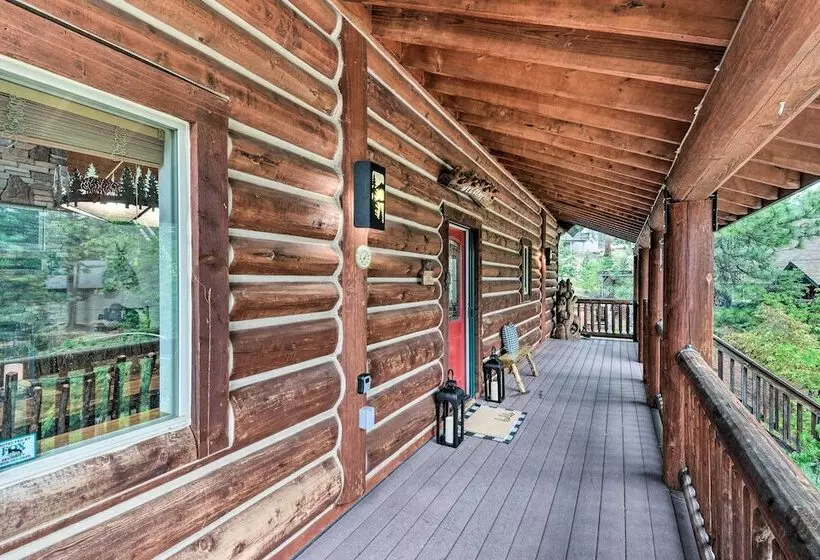 2 Mi To Dtwn: Arnold Cabin W/ Fire Pit & Deck!