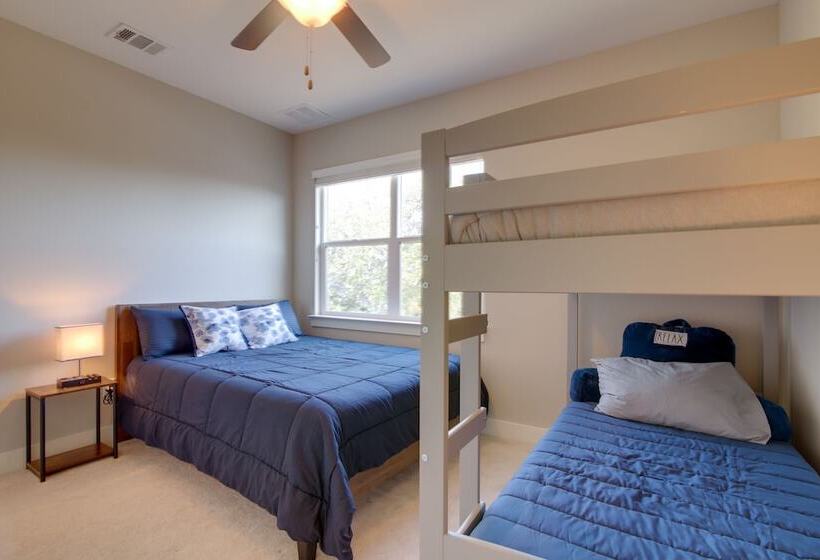 Modern Lago Vista Home W/ Pool & Lake Access!