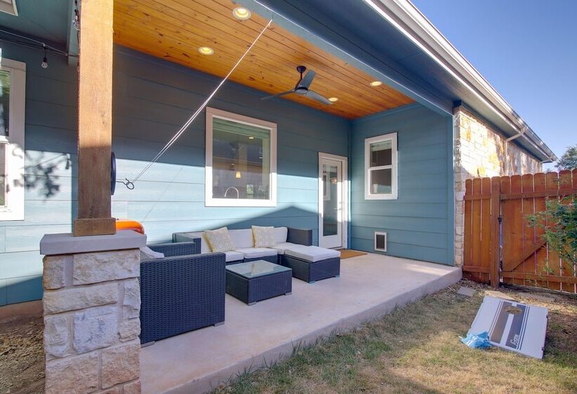 Modern Lago Vista Home W/ Pool & Lake Access!