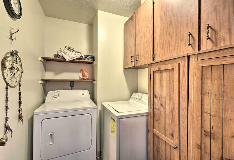 Murphy Cabin W/ Deck, Grill & Private Pond!