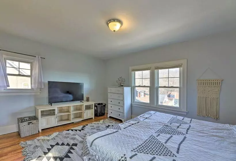 Pet Friendly Covington Retreat W/ Fenced Yard