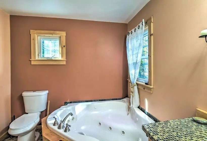 Private Sunapee Getaway: 2 Mi To Ledge Pond!