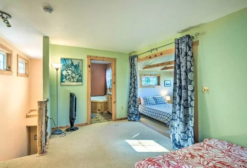 Private Sunapee Getaway: 2 Mi To Ledge Pond!