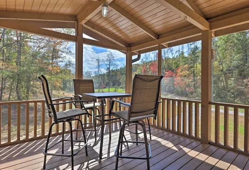 Remote Mountain Escape W/ Hot Tub & 122 Acres!