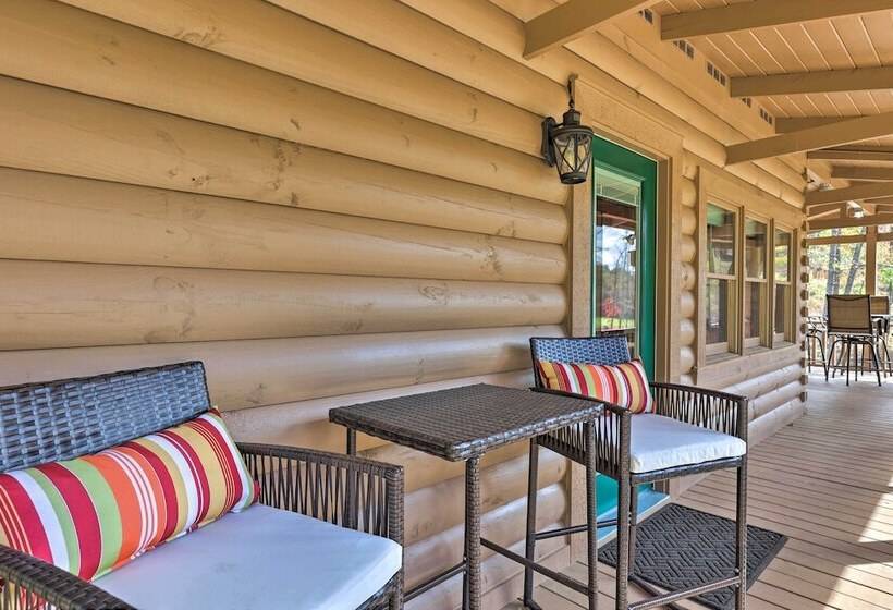 Remote Mountain Escape W/ Hot Tub & 122 Acres!