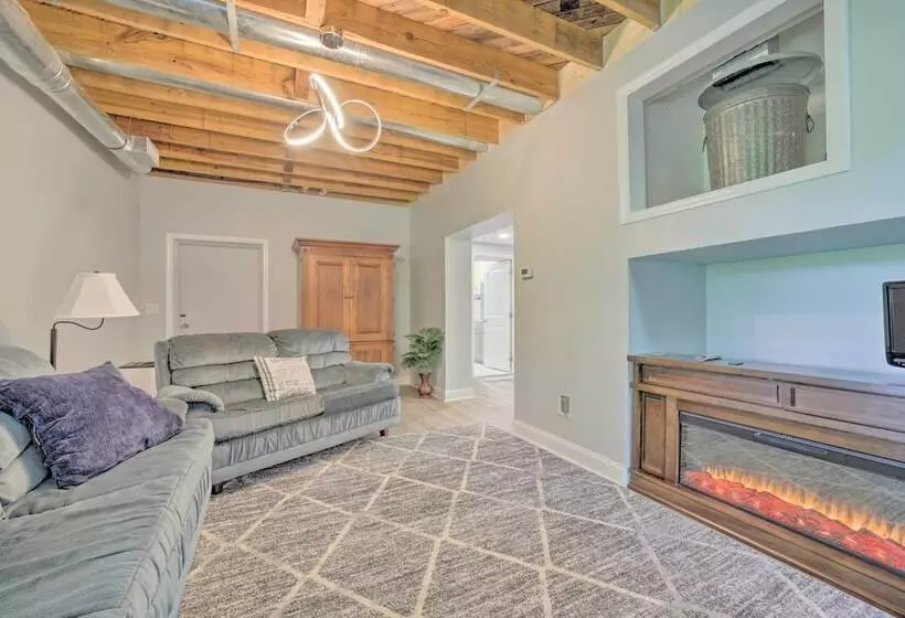 Remote Smoky Mtn Escape W/ Views & Trail Access!