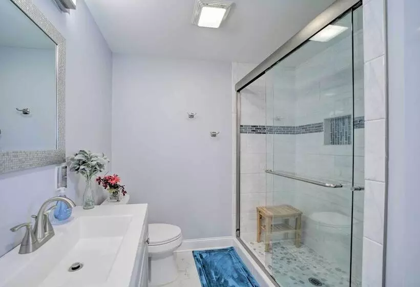 Remote Smoky Mtn Escape W/ Views & Trail Access!