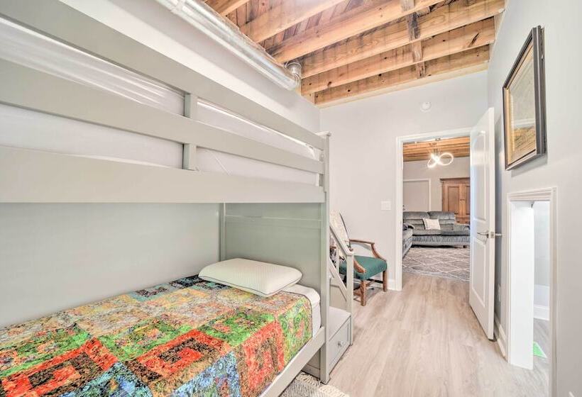 Remote Smoky Mtn Escape W/ Views & Trail Access!