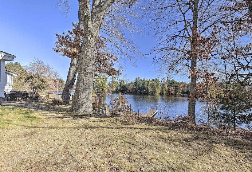 Retro Rhinelander Lake Retreat W/ Fire Pit!
