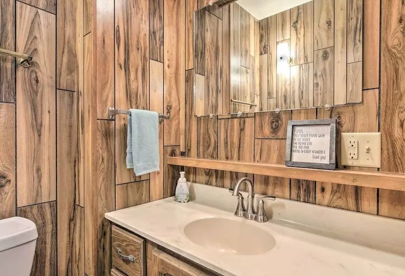 Retro Rhinelander Lake Retreat W/ Fire Pit!