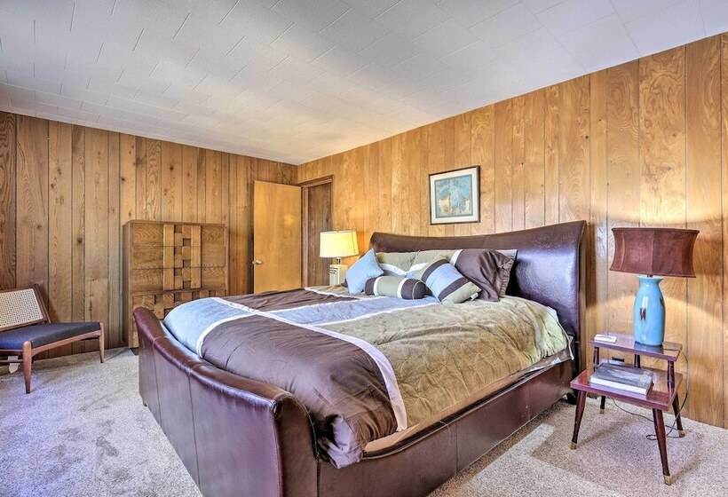 Retro Rhinelander Lake Retreat W/ Fire Pit!