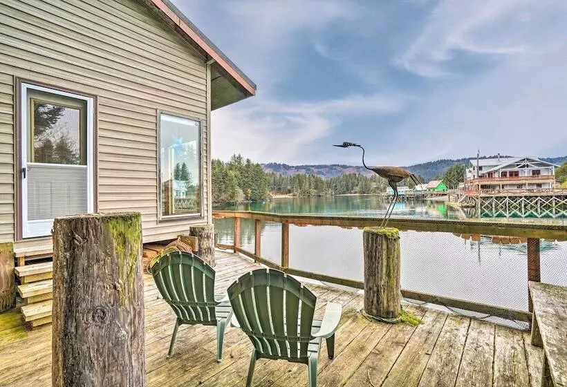 Serene Seldovia Cabin W/ Deck, Grill & Views!