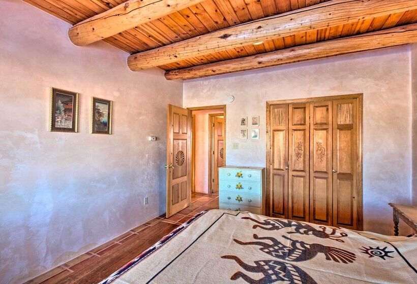 Southwest Home W/ 360 Degree Mtn View, Ski Nearby!