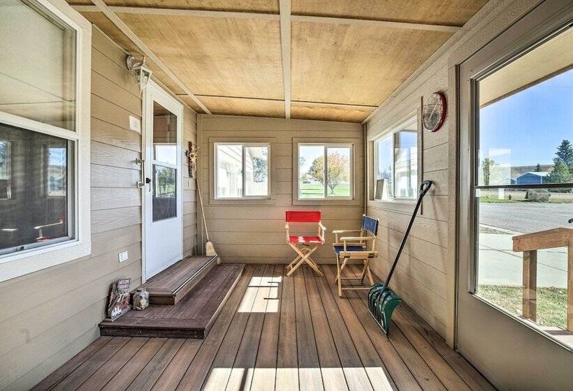 Spacious Glendo House 1 Mi To State Park!