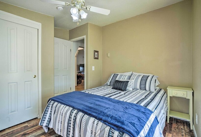 Spacious Glendo House 1 Mi To State Park!