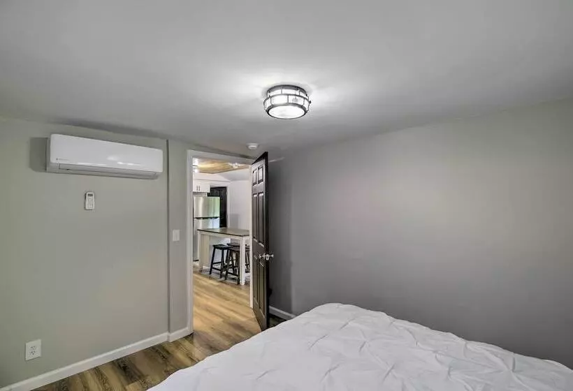 Updated Bristol Retreat ~ 2 Miles To Downtown!