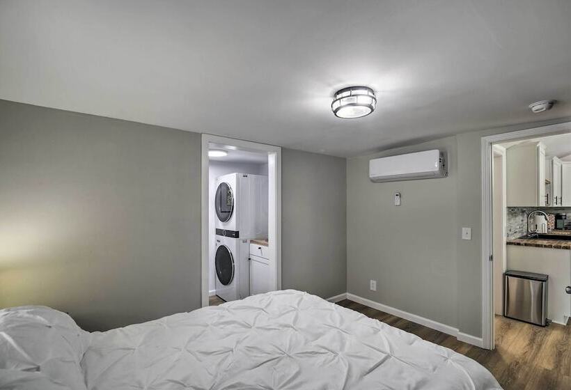 Updated Bristol Retreat ~ 2 Miles To Downtown!