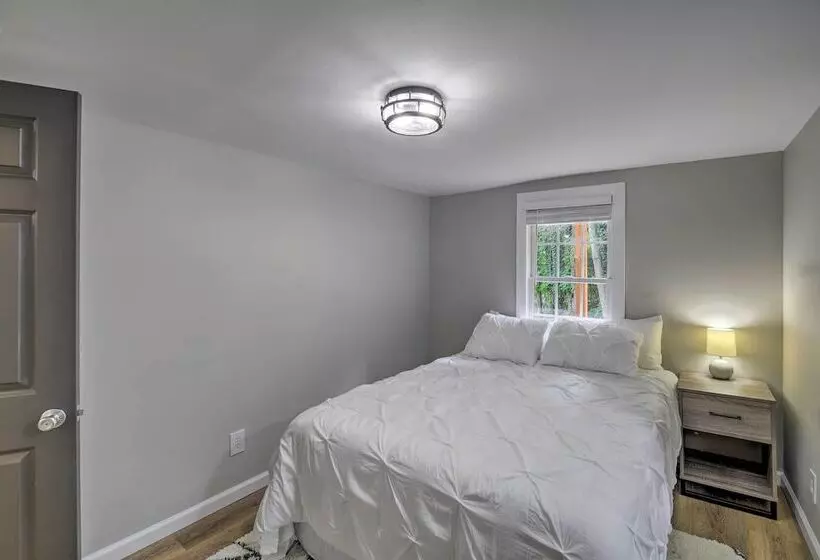 Updated Bristol Retreat ~ 2 Miles To Downtown!