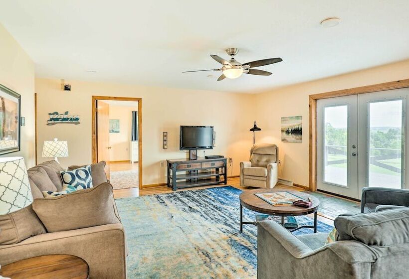 Ovid Home W/ Lake Views On Cayuga Wine Trail!