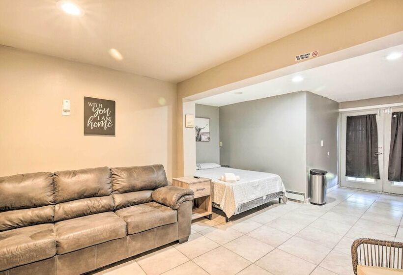 Waterbury Home: Playground & Porch Swing