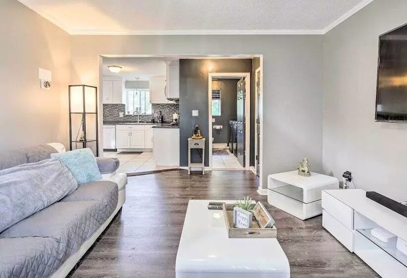 Waterbury Home: Playground & Porch Swing