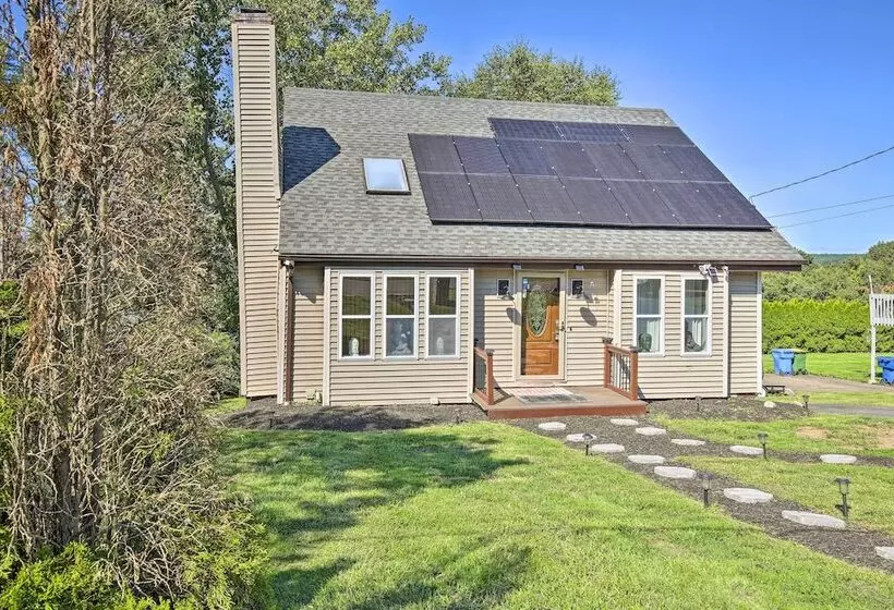 Waterbury Home: Playground & Porch Swing