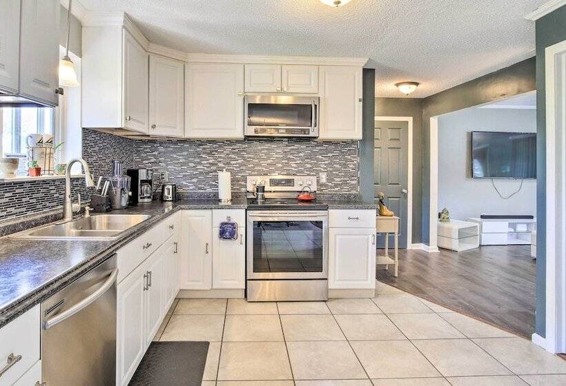 Waterbury Home: Playground & Porch Swing