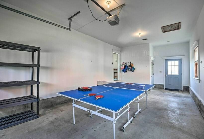 Waterfront Lake Champlain Home W/ Fire Pit!