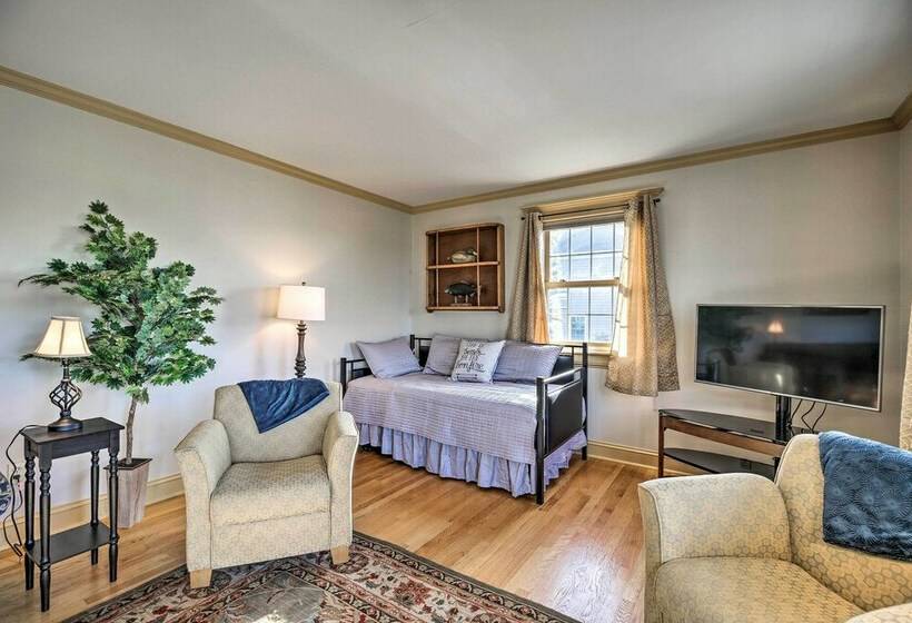 Waterfront Lake Champlain Home W/ Fire Pit!