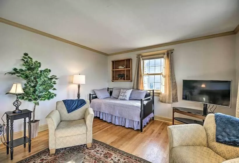 Waterfront Lake Champlain Home W/ Fire Pit!