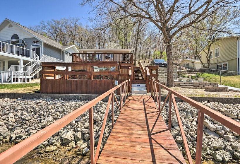 Waterfront Lake Of The Ozarks Cabin W/ Boat Dock!