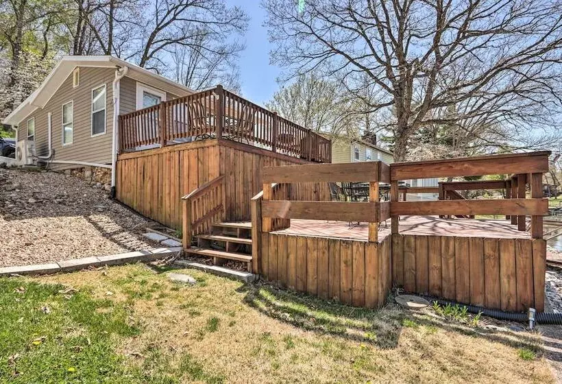Waterfront Lake Of The Ozarks Cabin W/ Boat Dock!