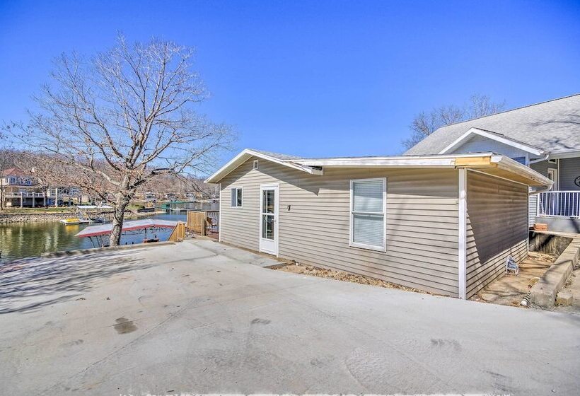 Waterfront Lake Of The Ozarks Cabin W/ Boat Dock!