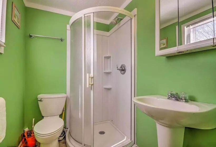 Waterfront Lake Of The Ozarks Cabin W/ Boat Dock!