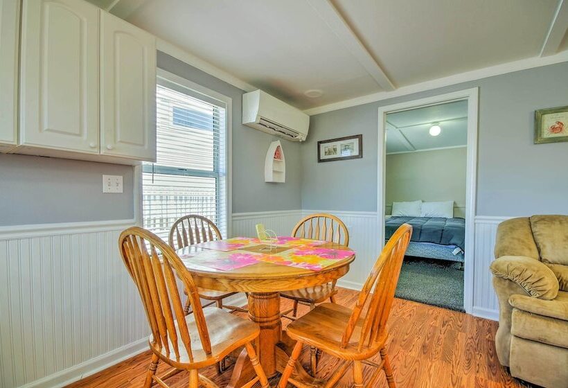 Waterfront Lake Of The Ozarks Cabin W/ Boat Dock!