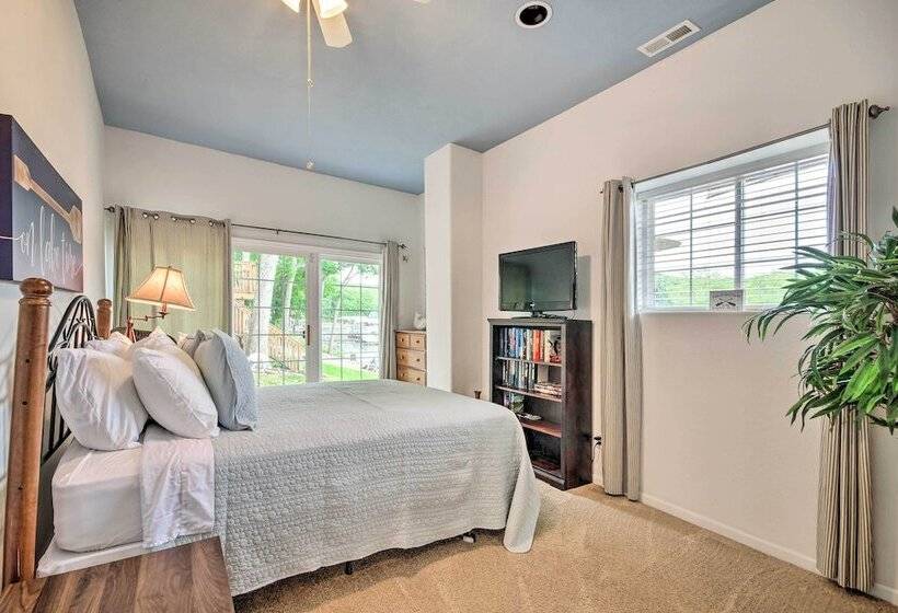 Waterfront Lake Ozark Home W/ Decks, Fire Pit