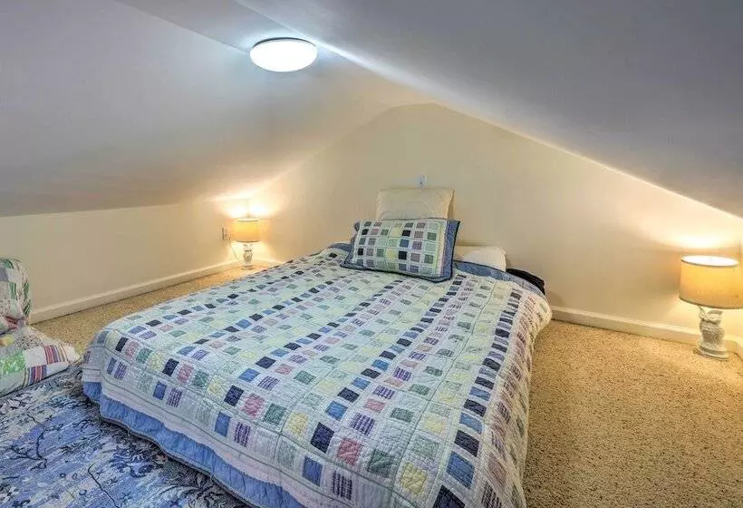 Waterfront Retreat W/ Boat Dock & Fire Pit!