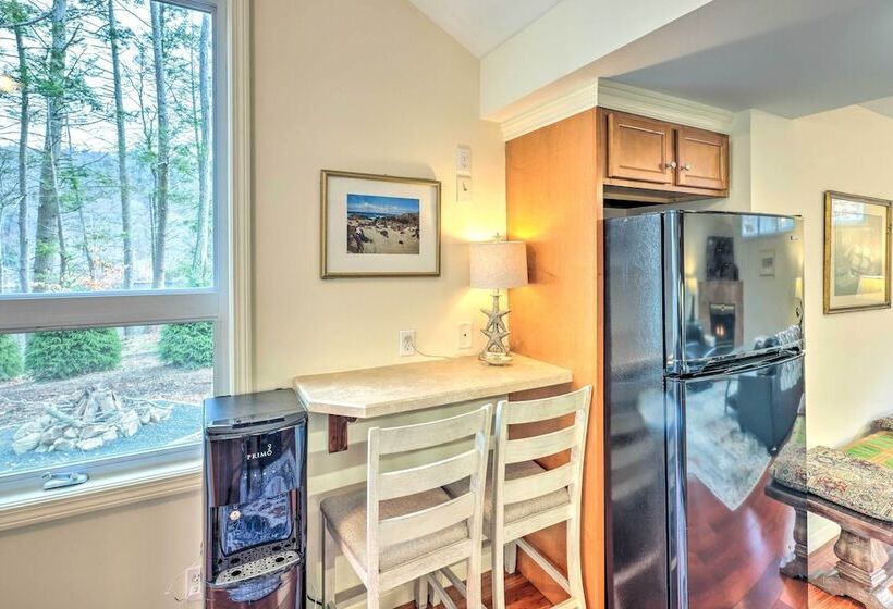 Waterfront Retreat W/ Boat Dock & Fire Pit!