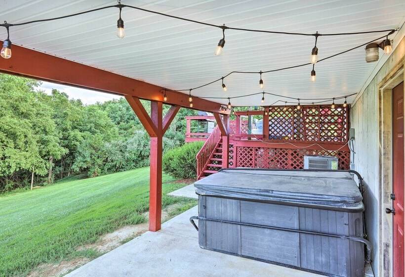Williamstown Gem W/ Private Pool & Hot Tub!