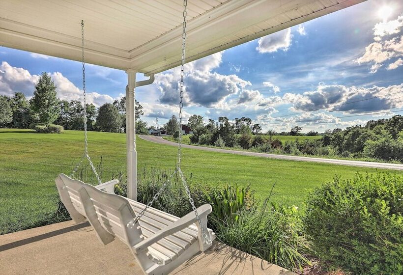 Williamstown Gem W/ Private Pool & Hot Tub!