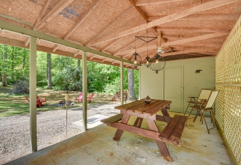 Woodsy Hayesville Home On Jackrabbit Trail!