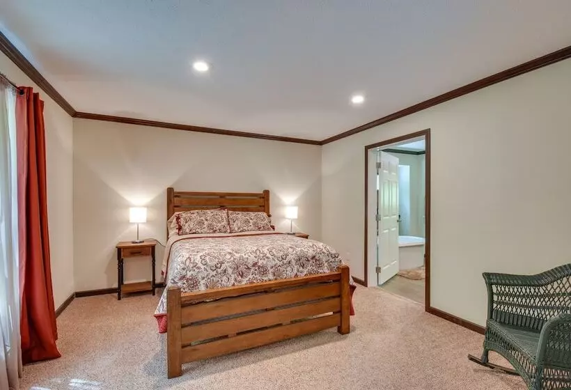 Woodsy Hayesville Home On Jackrabbit Trail!