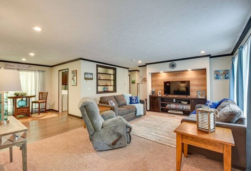 Woodsy Hayesville Home On Jackrabbit Trail!