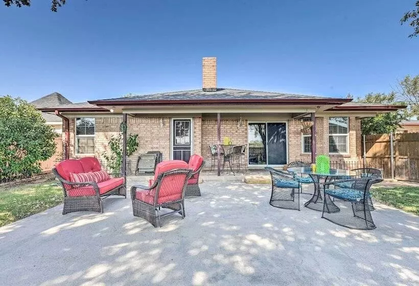 Abilene Home W/bbq & Pvt Yard, 1 Mi To Acu!