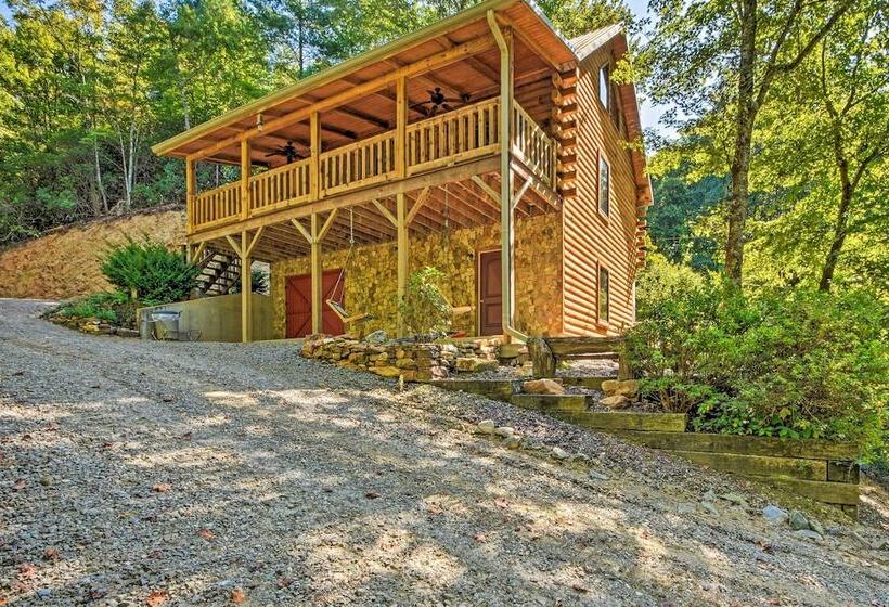 Rustic Andrews Cabin Rental W/ Deck + Fire Pit!