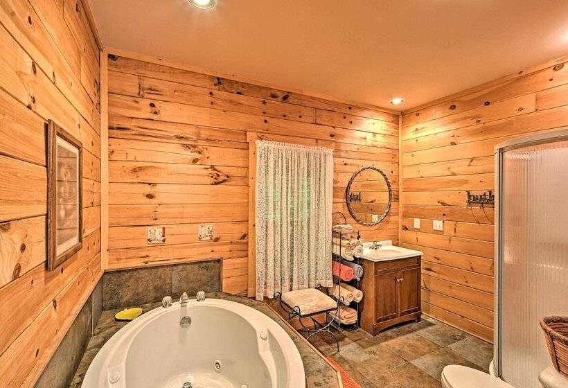 Rustic Andrews Cabin Rental W/ Deck + Fire Pit!