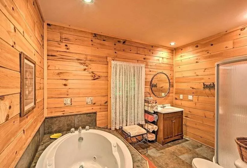 Rustic Andrews Cabin Rental W/ Deck + Fire Pit!